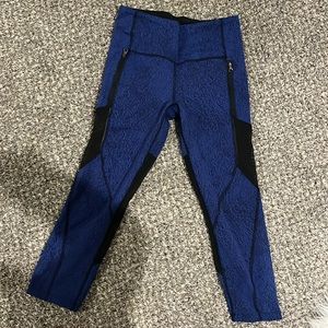 Lululemon Cropped Leggings